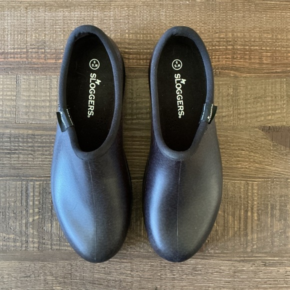 Sloggers Men's 9 / Women’s 11  Black With Slight Pattern Waterproof Shoes - Picture 1 of 6